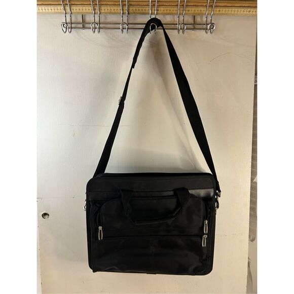 Gateway black laptop bag 16"x14" - Picture 2 of 10